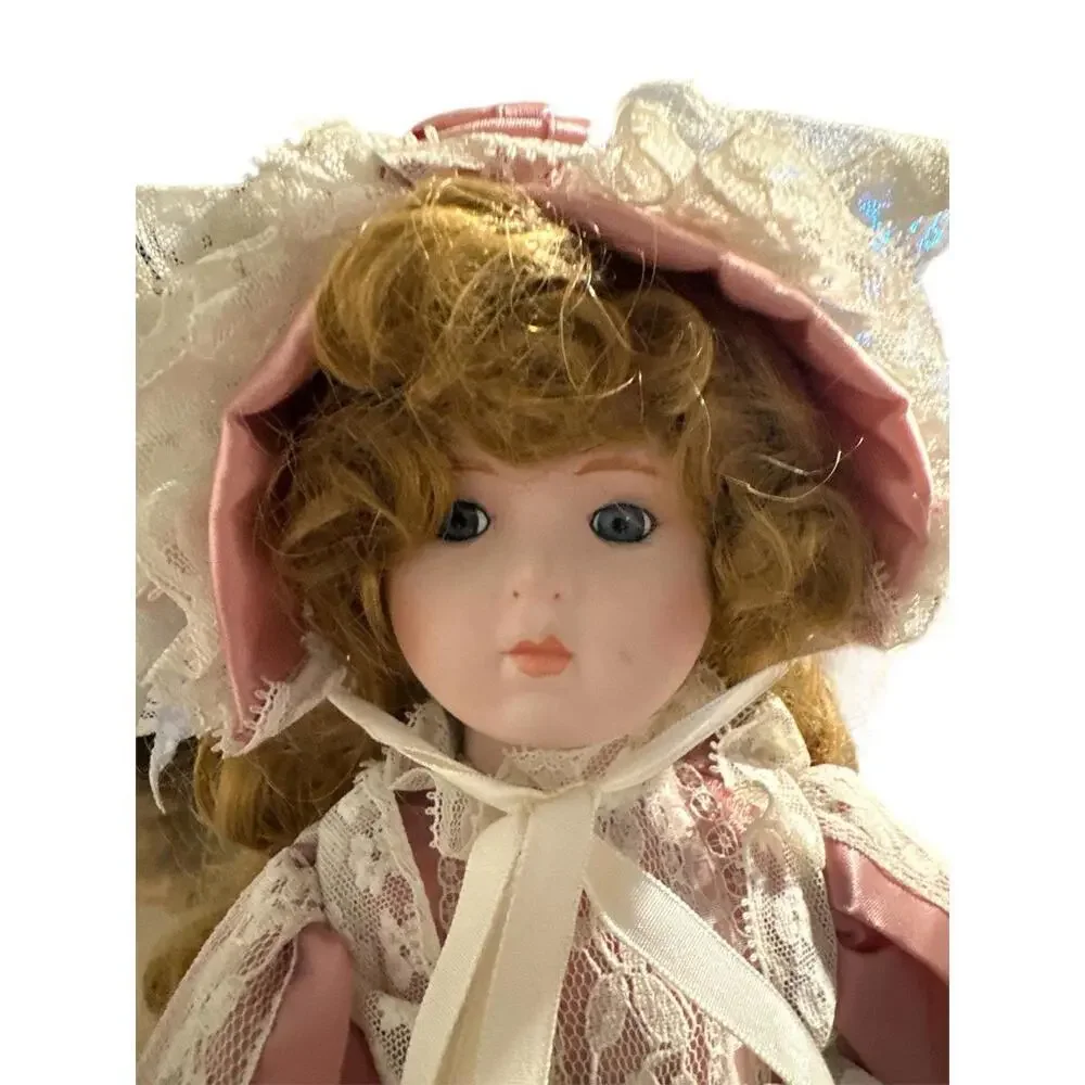Doll Dynasty Doll Collection Shirley Porcelain Doll